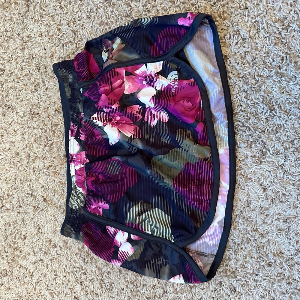 THE North Face Skirt with under shorts